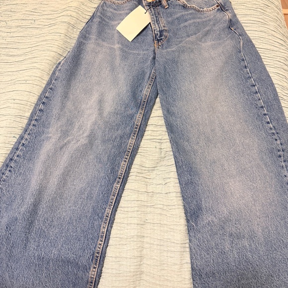 Cross Waist Wide Leg Jeans - Picture 2 of 6